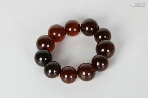 A Nature Amber Bracelet.