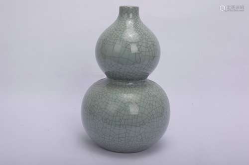 A Chinese Jun Type Double Gourd Porcelain Vase