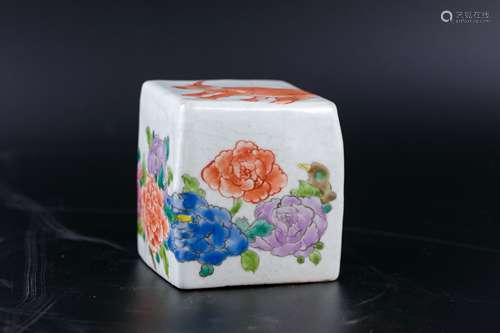 A Chinese Famille-Rose Porcelain Seal