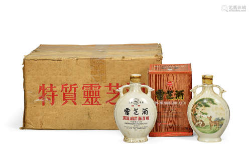 80年代 原箱栈桥牌特制灵芝酒 （国外回流） 750ML