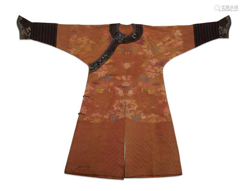 Late Qing dynasty A brown silk brocade dragon robe