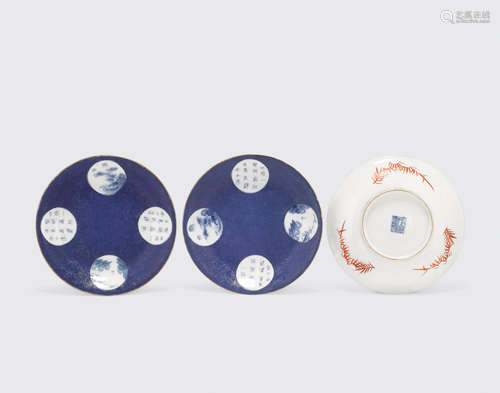 Qianlong mark, late Qing/Republic period A set of ten blue and white dishes with sgraffiato overglaze  decoration