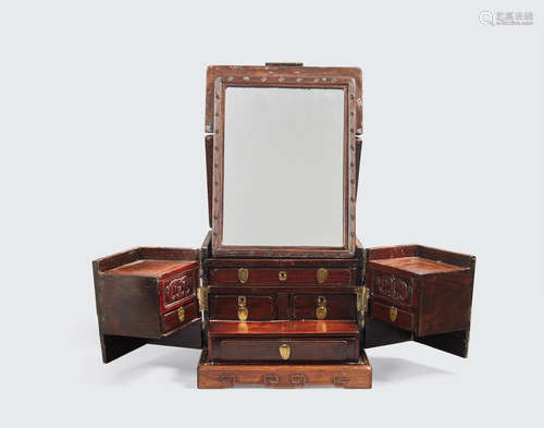 Qing dynasty A huanghuali miniature chest