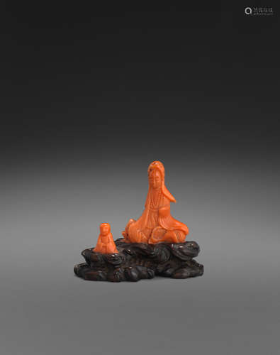 Late Qing/Republic period A small coral carving of Guanyin and Shancai