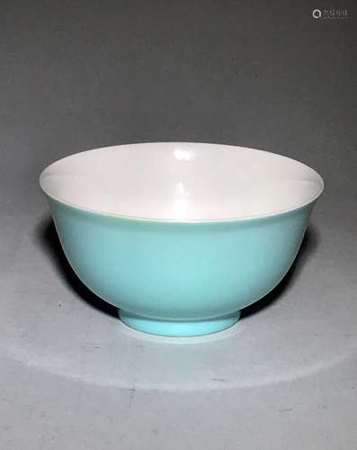 Qianlong Mark, A Blue Glazed Bowl