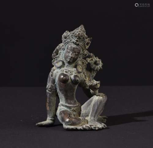 Hindu Goddess Parvati. Old Nepalese or Tibetan solid bronze statue.