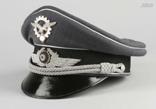 Peaked cap for an officer in the Luftwaffe Engineering Corps