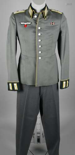 Parade uniform (jacket and trousers) for a Lieutenant of the Geb.Nachr.Abt. 67