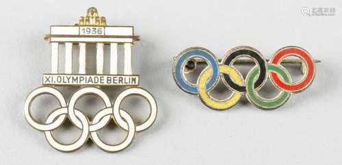 Zwei Abzeichen Olympiade 1936