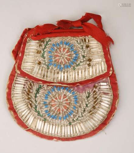 Pearl handbag, around 1880.