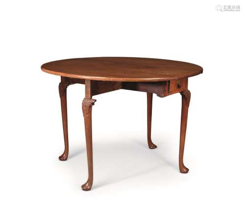 18世纪 黄花梨安妮女王式折迭圆桌
