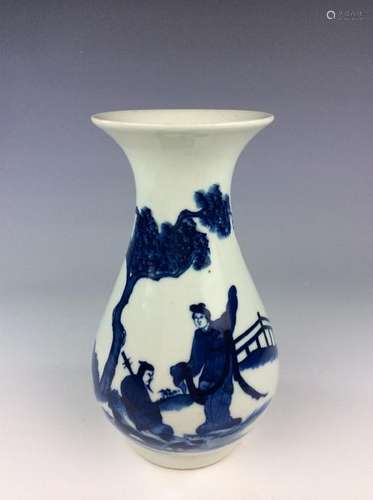 Vintage Chinese porcelain vase, blue & white glaze