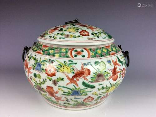 Chinese porcelain pot, Wucai glazed, decorate & marked