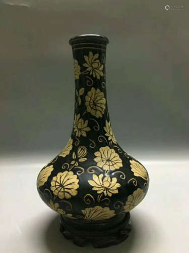 A JIZHOU YAO LONG NECK VASE