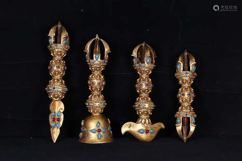 17-19TH CENTURY, A SET OF TIBETAN GILT BRONZE DHARMA-VESSELS, QING DYNASTY