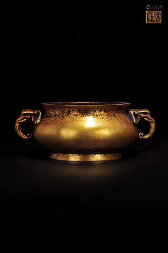 14-16TH CENTURY, A DOUBLE-EAR GILT BRONZE CENSER, MING DYNASTY