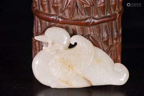 17-19TH CENTURY, A BIRD DESIGN HETIAN JADE CARVING, QING DYNASTY