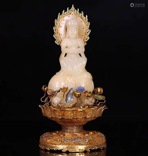 17-19TH CENTURY, GILT SILVER BODHISATTVA DESIGN HETIAN JADE FIGURE, QING DYNASTY