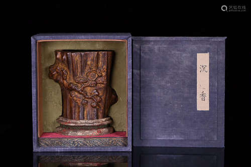 17-19TH CENTURY, AN OLD AGILAWOOD BRUSH HOLDER, QING DYNASTY