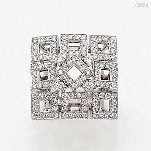 BOUCHERON BAGUE DIAMANTS A diamond and gold ring by BOUCHERON.