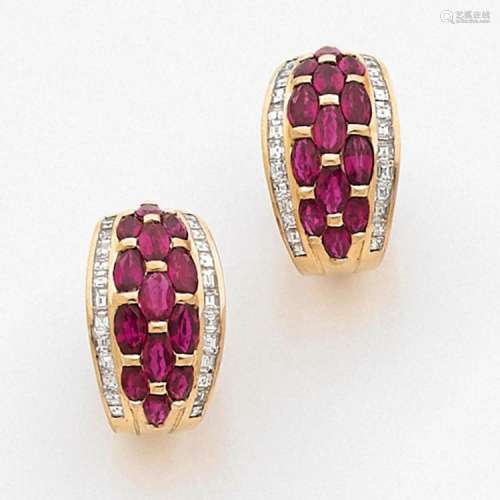 WEMPE PAIRE DE DEMI-CRéOLES RUBIS A ruby, diamond and gold pair of ear clips by WEMPE.