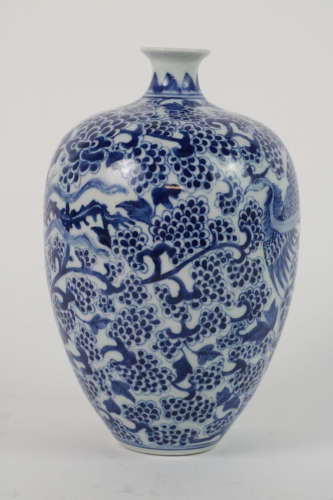 Chinese blue and white porcelain vase