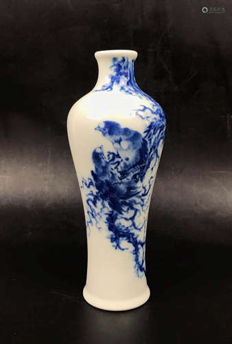 Chinese Blue And White Porcelain Floral Vase