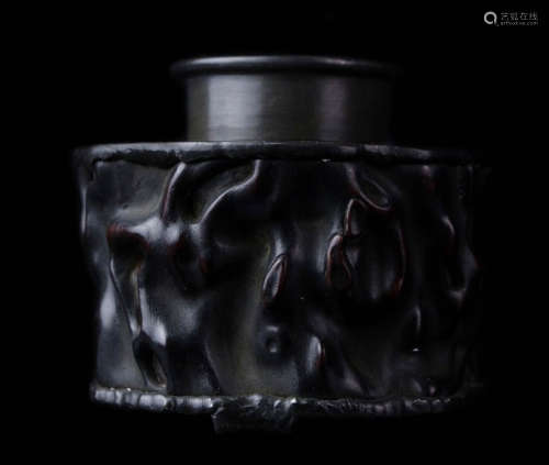 Qing Dynasty Zi Tan Petwer Tea Jar
