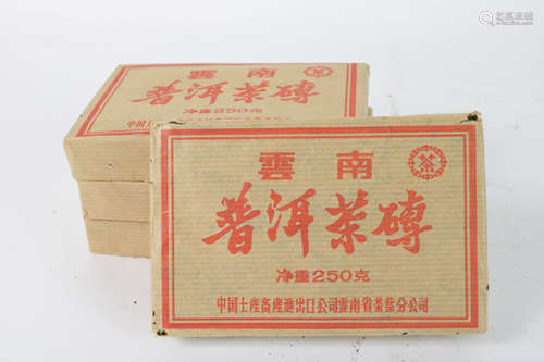 4 Chinese year 2002 Chinese Tea Brick