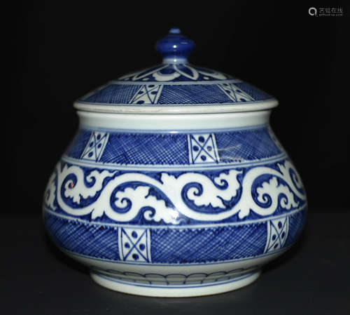 Chinese Blue And White Porcelain Jar