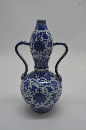 Chinese Blue And White Porcelain Gourd Vase