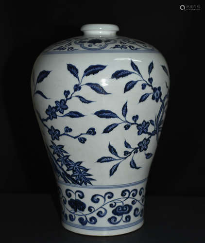 Chinese Blue And White Floral Vase