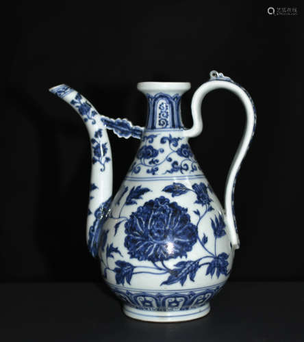 Chinese Blue And White Porcelain Ewer