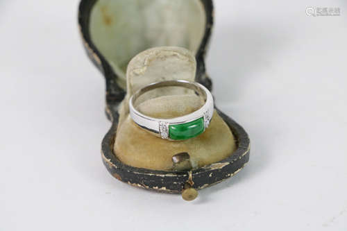 Old Custom Jewelry Ring with Leather Box