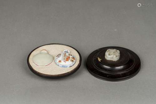 A WHITE JADE AND  A FAMILLE ROSE PORCELAIN SNUFF BOTTLES, QING DYNASTY