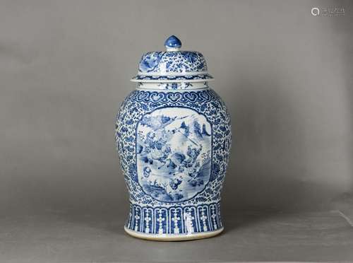 A BLUE AND WHITE PORCELAIN JAR WITH COVER, QING DYNASTY, GUANGXU PERIOD