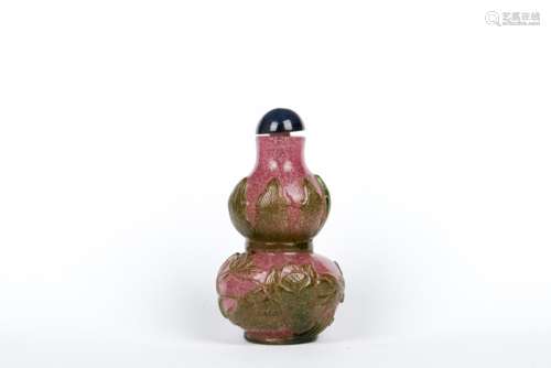 A PINK GROUND DOUBLE-GOURD SNUFF BOTTLE