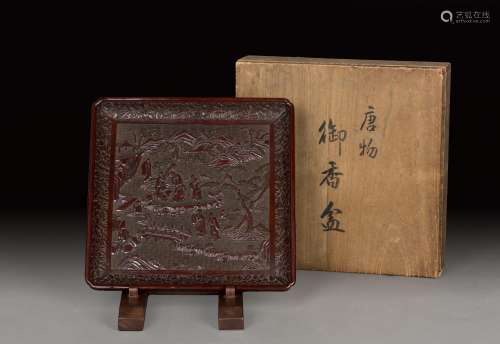A RED-LACQUERED SQUARE PLATE, QING QIANLONG