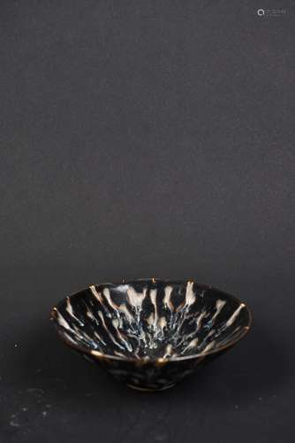 A TIGER-STRIPE BOWL