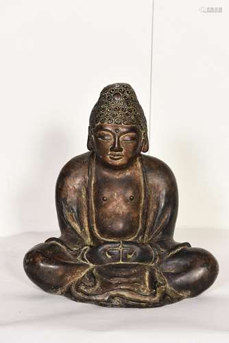 A BRONZE SCULPTURE OF BUDDHA