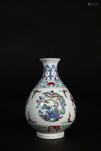 Chinese ancient doucai vase with chenghua mark, Chenghua Mark