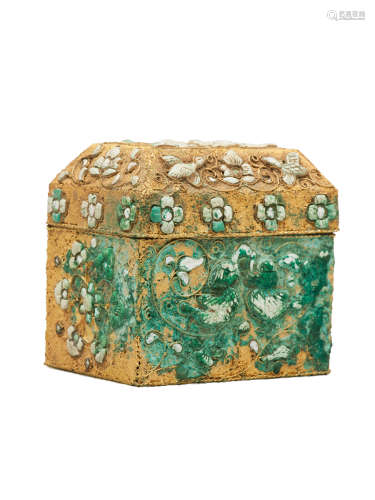 唐 金炸珠鑲綠松石盒