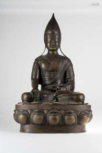 Chinese Art A large bronze sculpture portaying Dalai Lama (?) Tibet, early 20th century