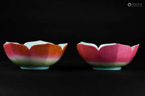 Chinese Art A pair of porcelain lotus shaped bowls bearing a spurious Qianlong six character red seal mark at the base China, Republic period