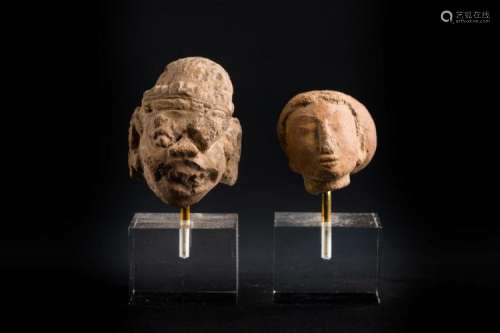 South-Est Asian Art Two earthenware heads Indonesia, Java, 18th century