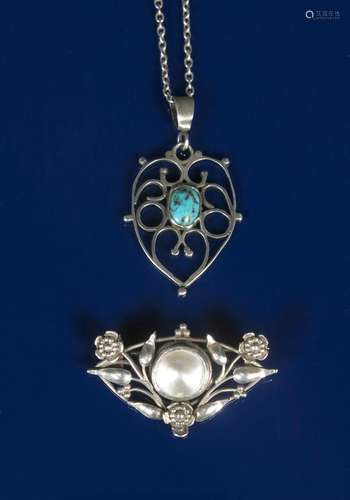 A silver pendant necklace