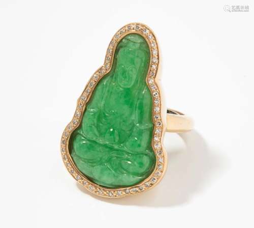 Jadeit-Brillant-Ring