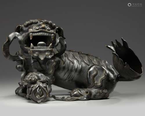 A Chinese bronze Buddhist lion