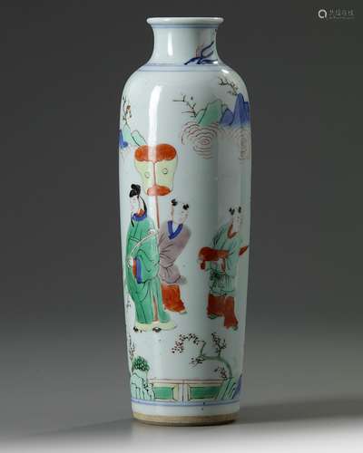 A small Chinese wucai sleeve vase