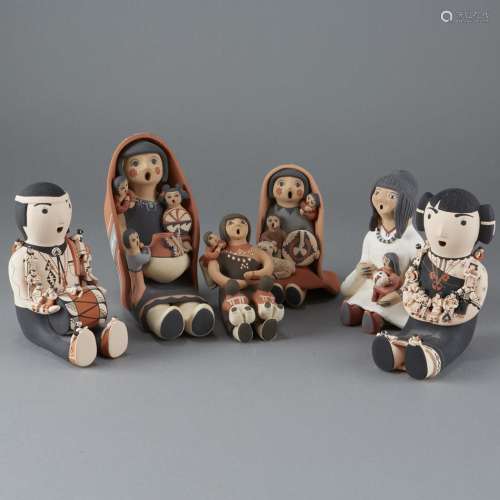 6 Ceramic Pieces depicting Groups of Native American Women